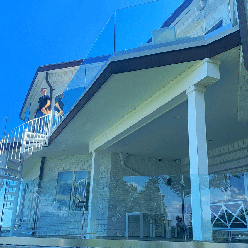 glass_balcony